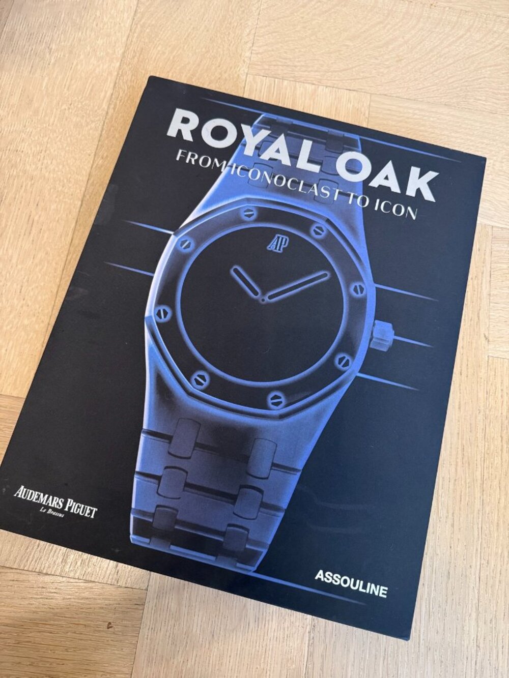 Assouline Royal Oak: From Iconoclast to Icon Coffee Table Book